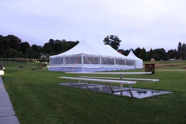 Tente bambou installée pour cette réception privée